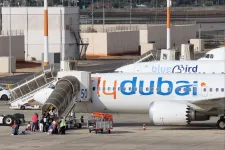 A megszúrt kapitányon múlhatott, hogy a támadó pilóta nem tudott bezárkózni a Flydubai járat fülkéjébe
