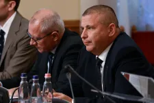 Feljelentést tesz Ruszin-Szendi Romulusz a Szerbiának gyanúsan olcsón eladott páncélozott járművek ügyében