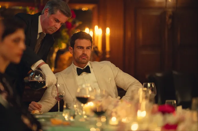 Guy Ritchie úriemberei elvesztették a humorukat, és ezzel a sármjuk is odalett