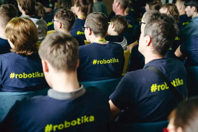 Robotot építene a gyerek? Ezzel a pályázattal ő is esélyt kap!