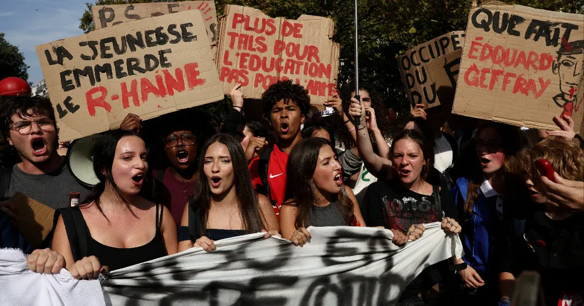 500 francia iskola zárva tart a diáktüntetések miatt 500 francia iskola zárva tart a diáktüntetések miatt