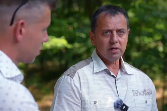 Gajdos László reagált arra, hogy vadászik és elejtett állatokkal pózol az Élő Környezetért Felelős Bizottság alelnöke