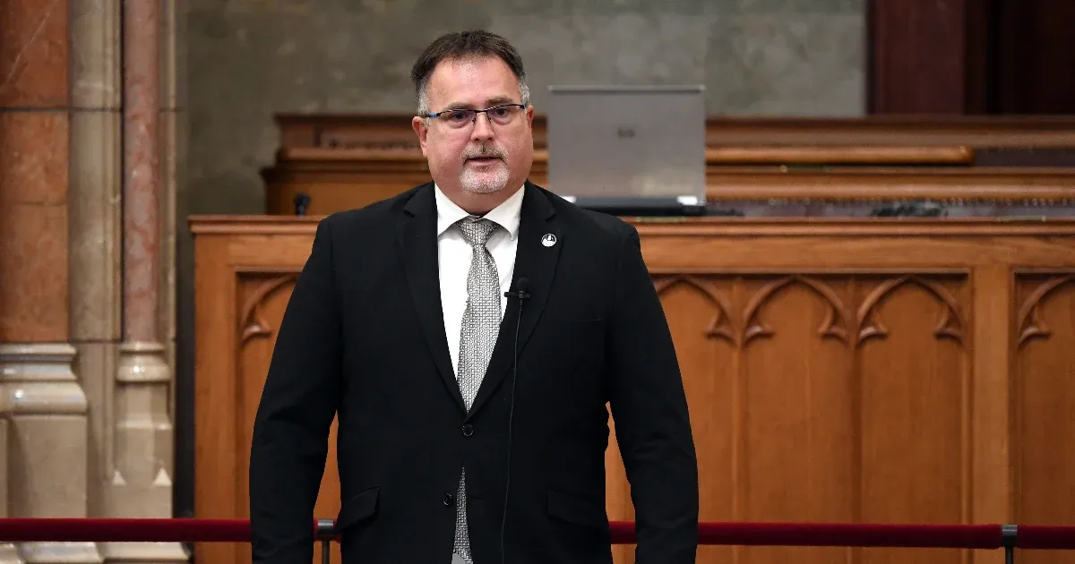 Windisch László levelet írt Baka Andrásnak a miniszterelnök kritikák miatt Windisch László levelet írt Baka Andrásnak a miniszterelnök kritikák miatt