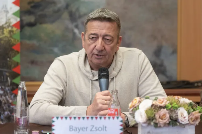 Megszerezte a 444, hogy pontosan milyen publicisztikákra számolta el Bayer az NKA-támogatást
