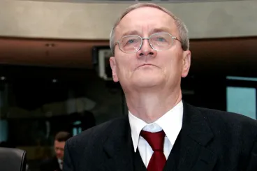 Kémkedés miatt őrizetbe vették a német hírszerzés korábbi vezetőjét