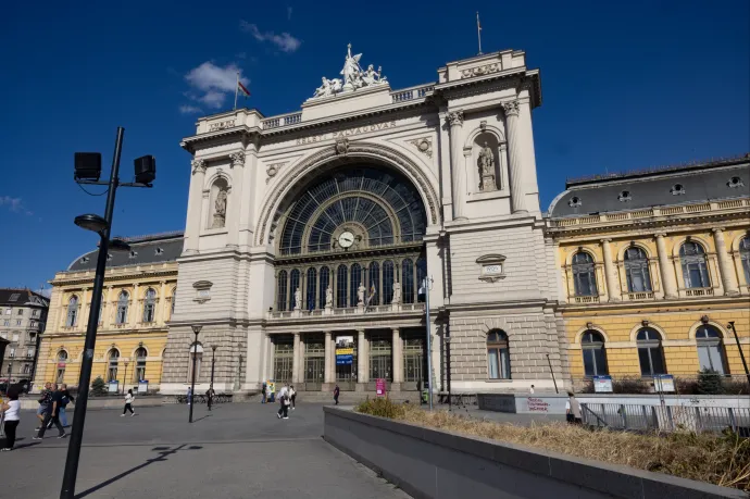 Kivizsgálta a BRFK, szerintük nem rendőrök szégyenítették meg az erről posztoló nőt a Keleti pályaudvarnál