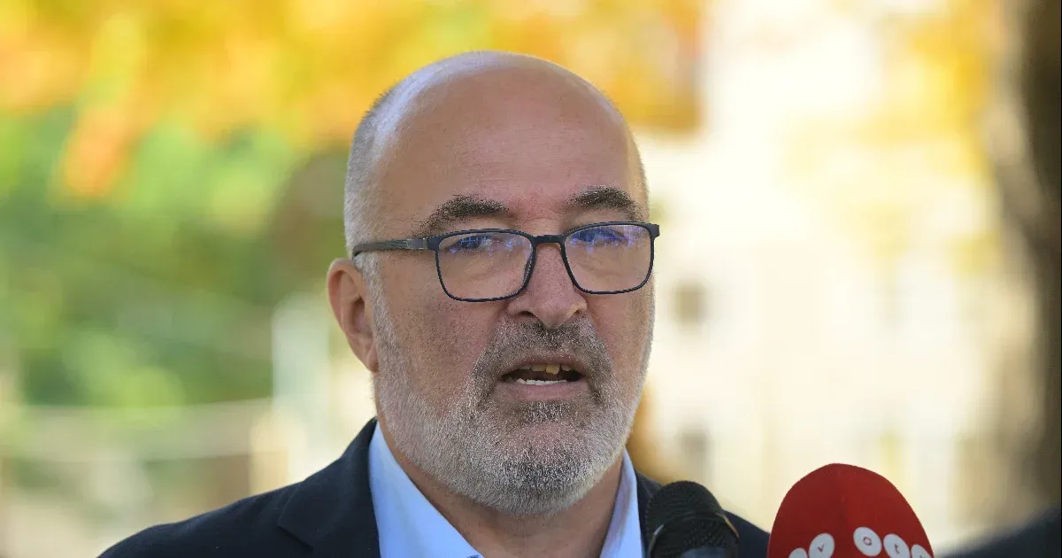 Józsefváros takarékoskodik a parkolási bevételek miatt Józsefváros takarékoskodik a parkolási bevételek miatt