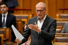 Jövőre már csak az NKA-pénzek 5 százalékáról dönthet közvetlenül a miniszter