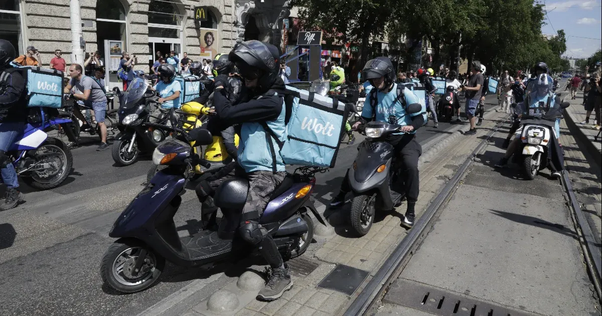 A kormány bejelentése: a kata adózás bővítése, vagyonadó részletei és a sportolók adókönnyítésének eltörlése A kormány bejelentése: a kata adózás bővítése, vagyonadó részletei és a sportolók adókönnyítésének eltörlése