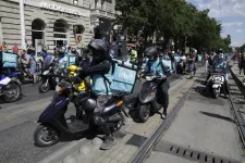Így változik a kata: kik és milyen feltételekkel térhetnek vissza a rendszerbe?