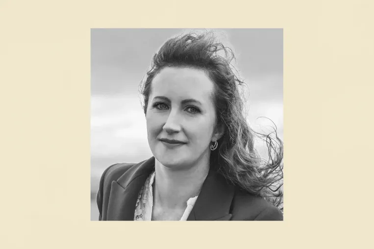 Roisín O'Donnell: Fészek (részlet)