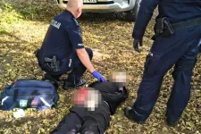 19 éves fiatal sebesíthetett meg késsel 8 embert egy lengyel iskolánál, elfogták a gyanúsítottat