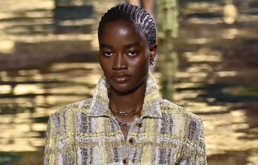 Lagos utcáit használta kifutónak, aztán a Chanel bemutatóján találta magát
