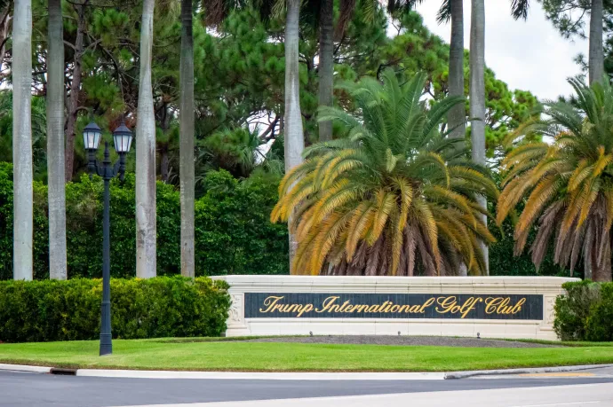 Camp Donald: Trump új elnöki rezidenciát szeretne a saját golfklubjában