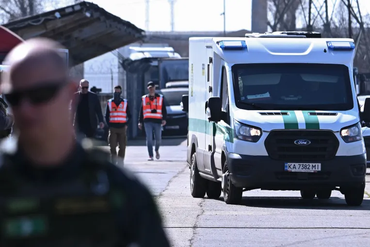 Kisrendőröket is meggyanúsítottak az aranykonvoj-ügyben