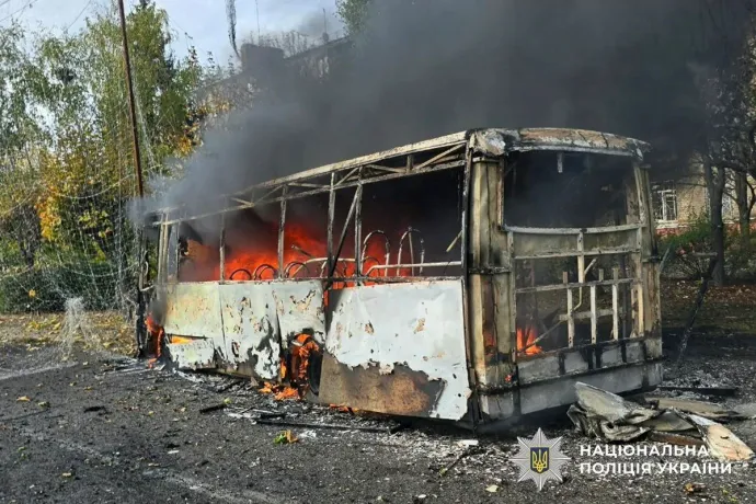 Ukrán buszokat bombázott le Oroszország, 33 civil utas meghalt, 18-an megsérültek