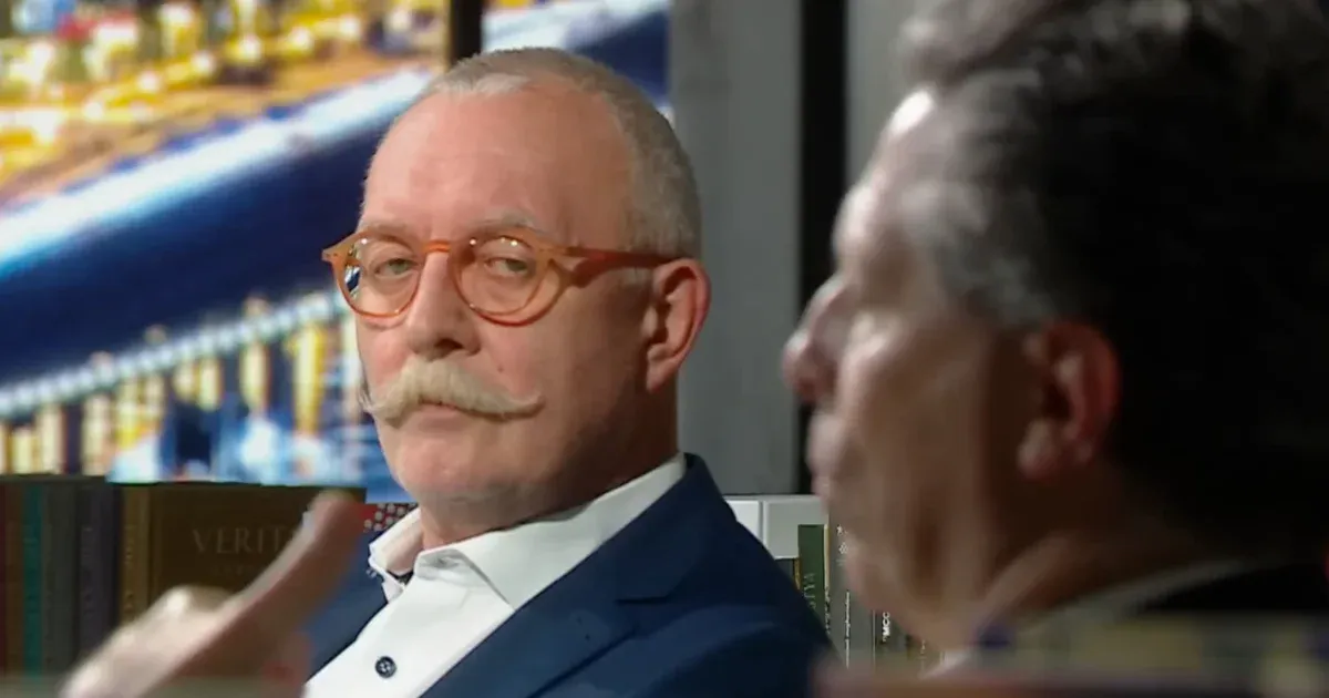 Gulyás István kémekkel és világösszeesküvésekkel foglalkozó műsorát levették a közmédiáról Gulyás István kémekkel és világösszeesküvésekkel foglalkozó műsorát levették a közmédiáról