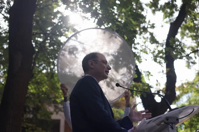 Technokrata, hibrid és politikai kormány is alakíthat Luca Niculescu