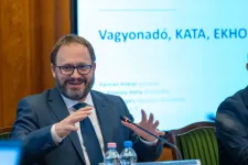 Újabb részletek a vagyonadóról: az érintettek az adó öt százalékát közcélokra is felajánlhatják
