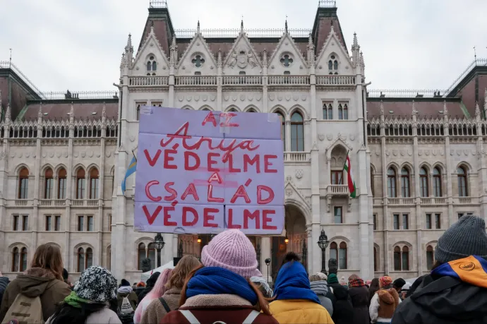 Az isztambuli egyezmény ratifikálását sürgeti tizenhárom magyar női magazin