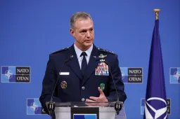 A NATO európai főparancsnoka is figyelmezteti Moszkvát, hogy nem érdemes megtámadni Európát