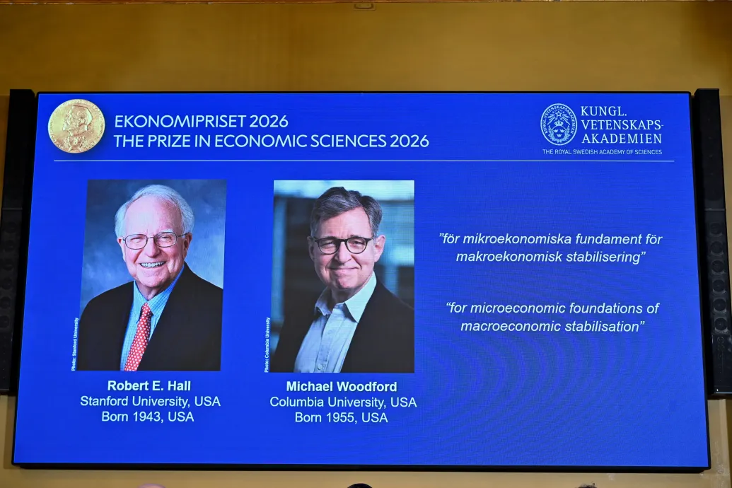 Robert E. Hall és Michael Woodford nyerték a közgazdasági Nobel-emlékdíjat