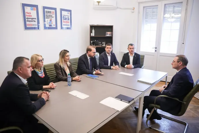 Dominic Fritz: Az USR nem lép koalícióra a PSD-vel, de nyitott lenne egy PNL–USR–RMDSZ-kormányra