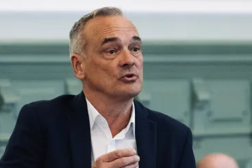 Borkai lemondott a képviselőségéről, nem akar tovább statiszta maradni a győri közgyűlésben, végleg kiszáll a politikából