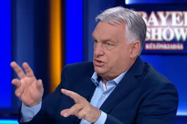 Orbán Viktor bement a Bayer Show-ba, és egyesével gyalázni kezdte az új kormány minisztereit