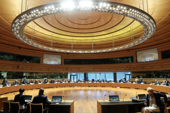Megszüntették a több mint 1500 milliárd forintot blokkoló és az „Erasmus-ügyet” is okozó uniós eljárást