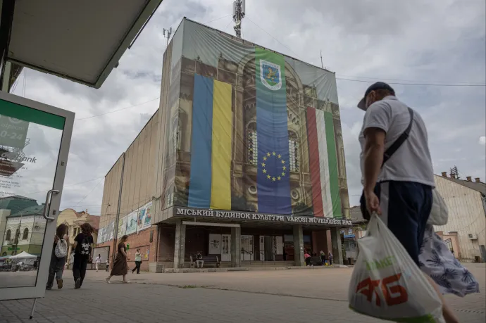 Ukraine's historic minority education rights law paves way for Magyar-Zelensky meeting