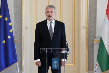 Polt Péter nem bízott annyira Baka új legfőbbügyész-jelöltjében, mint amennyire Baka bízik benne