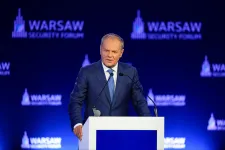 Robbanószereket találtak a lengyel férfi lakásán, aki a vád szerint merényletet tervezett Donald Tusk ellen
