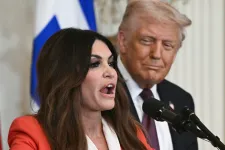 Trump kirúgta a görögországi nagykövetét