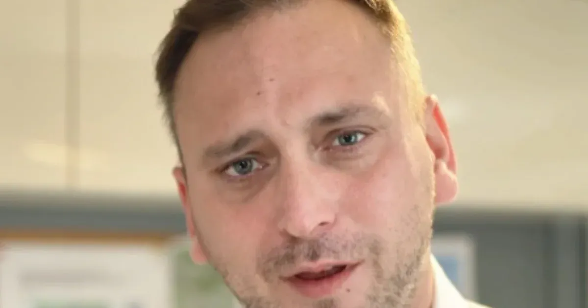 Tíz kérdést tett fel a fővárosi parkolásról házi őrizetéből Őrsi Gergely