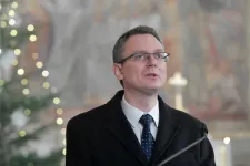 Hankó Balázs, Bús Balázs, Varga-Bajusz Veronika, Seszták Miklós: börtönben. KDNP: 🙏🙏