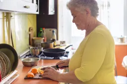 Mit egyen a daganatos beteg, amikor mindenki mást tanácsol?