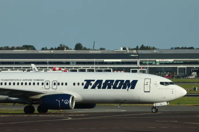 A Tarom szakszervezete az önkormányzatokat támadja, mert szerintük közpénzből támogatják a Wizz Airt