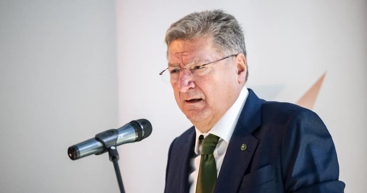 Parragh László leleplező levele: fehér galléros bűnözőnek nevezi Nagy Eleket