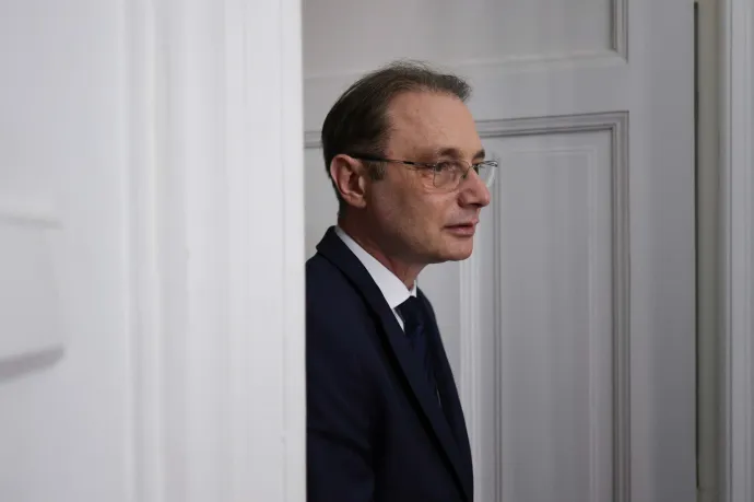 Ígéretekből nincs hiány Niculescu kormányprogramjában, a megvalósítás a büdzsén áll vagy bukik