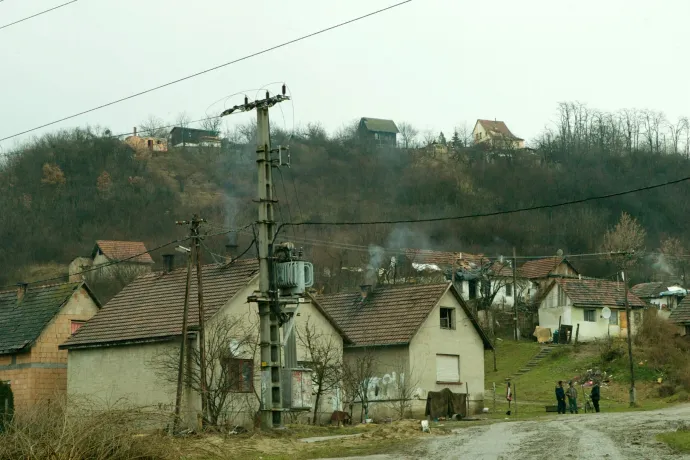 A jegyzőkönyvek is azt bizonyítják, hogy az önazonossági rendeleteket főleg romák ellen hozták