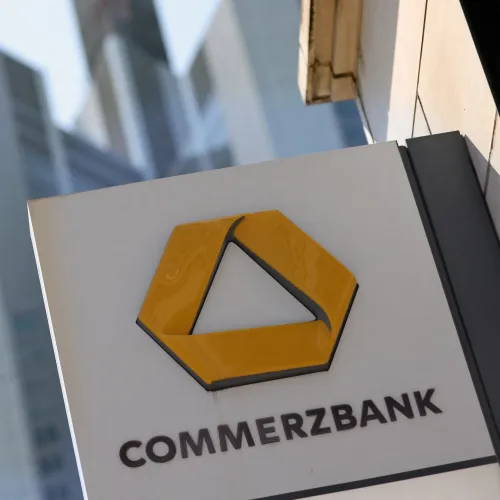 A 2008-as válság óta nem volt ekkora nemzetközi bankfúzió Európában