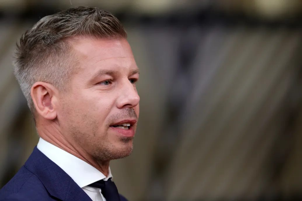 Magyar Péter szerint legalább még egy évig mentesülhetünk az orosz kőolajra vonatkozó szankciók alól