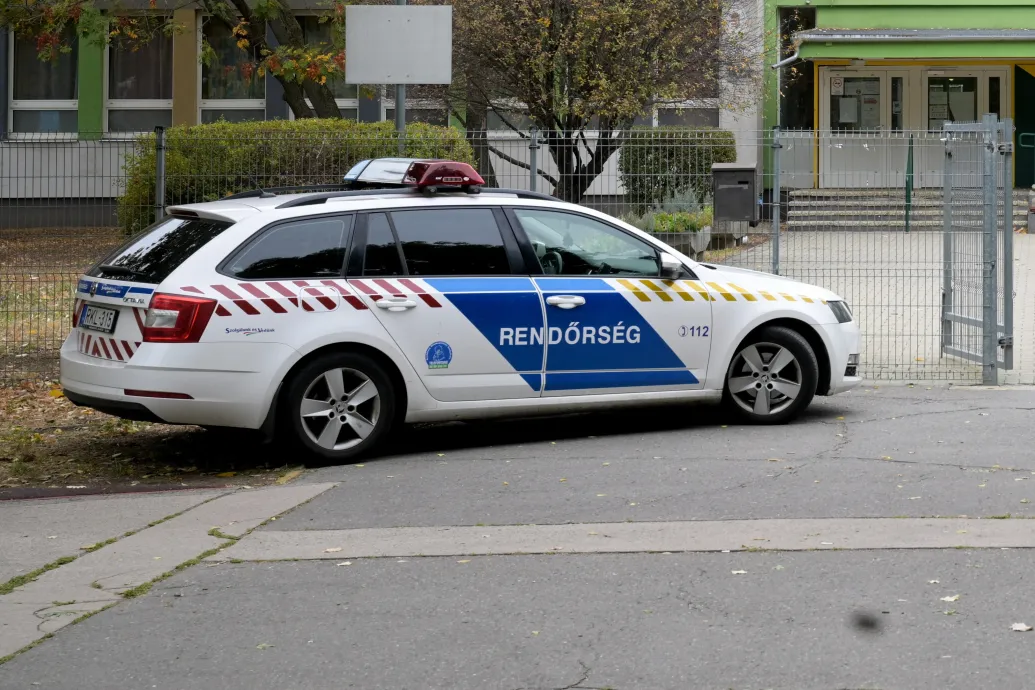 Bombával fenyegetett meg egy budapesti iskolát, mert oda járó fiatalok gúnyolták