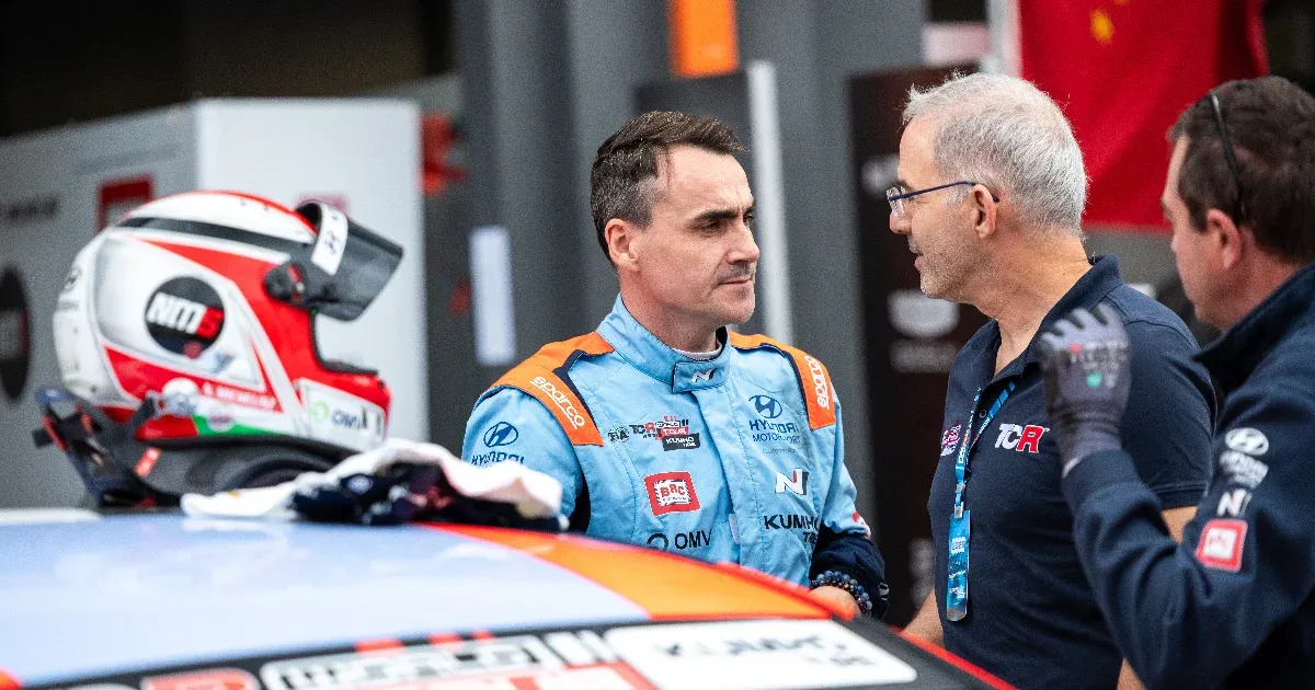 Michelisz Norbert folytatja a jó szereplést a TCR világkupán Kínában Michelisz Norbert folytatja a jó szereplést a TCR világkupán Kínában