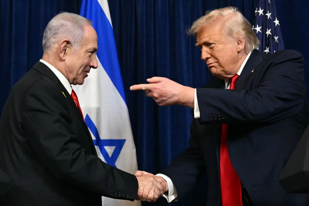 Erősnek, bátornak és zseniálisnak nevezte Trump Netanjahut, és biztosította a támogatásáról
