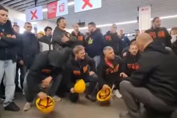 Acélipari munkások foglalták el Genova repterét