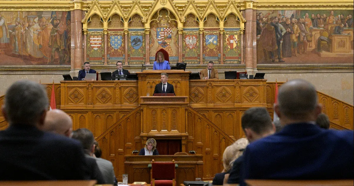Magyar Péter bejelentései: megszűnik az árrésstop és az Otthon Start, duplázódik a családi pótlék, jön az adócsökkentés