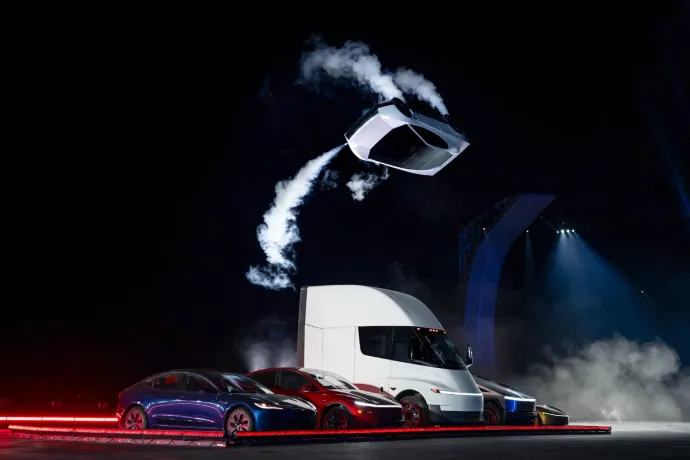 A Tesla tud valamit, amire az autóipar képtelen
