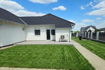 Agglomerációs kertvárosi élet, ikerházas kompromisszumok nélkül